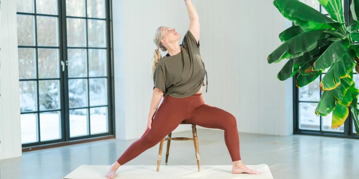 Sittande yoga - rörelse och närvaro